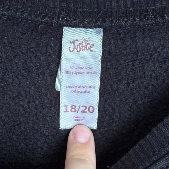Justice Girls Black Crewneck Sweatshirt With Multicolor Sequin Detail Size 18/20 - Picture 7 of 7